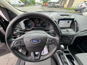 2017 FORD ESCAPE SUV 4-CYL, ECOBOOST, 1.5T SE SPORT UTILITY 4D