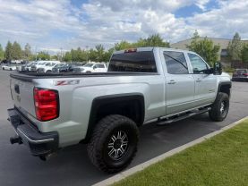 2017 CHEVROLET SILVERADO 3500 HD CREW CAB PICKUP V8, FLEX FUEL, 6.0 LITER LT PICKUP 4D 8 FT