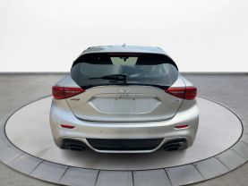 2017 INFINITI QX30