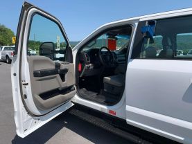 2017 FORD F350 SUPER DUTY CREW CAB 8FT KNAPHEIDE SERVICE BED TRUCK SERVICE/UTILITY TRUCKS V8, TURBO DIESEL, 6.7L XL PICKUP 4D 8 FT - Eddies Auto Sales