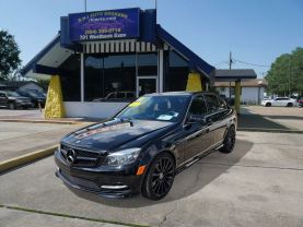 2011 MERCEDES-BENZ C-CLASS SEDAN V6, 3.0 LITER C 300 LUXURY SEDAN 4D