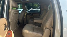 2014 Chevrolet Suburban 1500 - Image 14