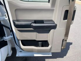 2017 FORD F450 SUPER DUTY SUPER CAB DRW 9FT KNAPHEIDE SERVICE BED TRUCK SERVICE/UTILITY TRUCKS V10, 6.8 LITER XLT 168" W.B. - Eddies Auto Sales