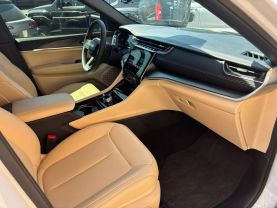 2024 JEEP GRAND CHEROKEE SUV V6, VVT, 3.6 LITER LIMITED SPORT UTILITY 4D