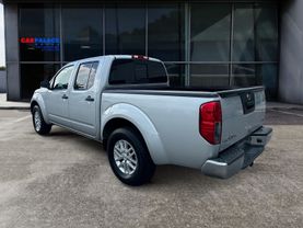 2018 Nissan Frontier Crew Cab Sv Pickup 4d 5 Ft - Image 3