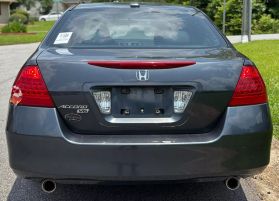 2006 Honda Accord - Image 6