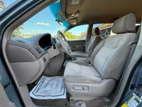 2008 TOYOTA SIENNA