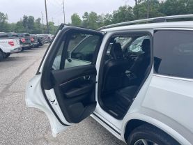 2019 VOLVO XC90