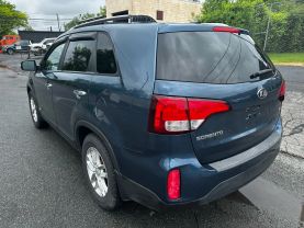 2015 KIA SORENTO SUV 4-CYL, GDI, 2.4 LITER LX SPORT UTILITY 4D