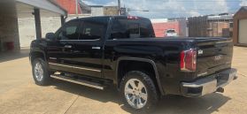 2018 GMC SIERRA 1500 CREW CAB PICKUP V8, ECOTEC3, 5.3 LITER SLT PICKUP 4D 5 3/4 FT