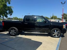 2008 CHEVROLET SILVERADO 1500 CREW CAB PICKUP V8, 4.8 LITER LS PICKUP 4D 5 3/4 FT