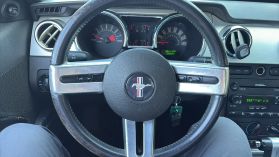 2006 Ford Mustang Gt Premium Coupe 2d - Image 18