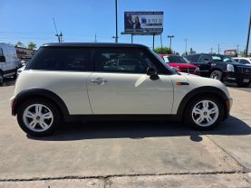 2006 MINI COOPER HATCHBACK 4-CYL, 1.6 LITER HATCHBACK 2D