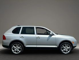 2004 PORSCHE CAYENNE SUV V8, 4.5 LITER S SPORT UTILITY 4D