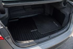 2014 TOYOTA AVALON SEDAN 4-CYL, HYBRID, 2.5 LITER XLE PREMIUM HYBRID SEDAN 4D