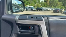 2013 Toyota 4runner - Image 16