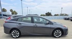 2016 Toyota Prius - Image 7