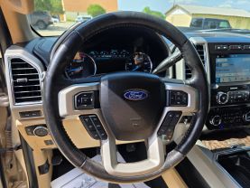 2018 FORD F250 SUPER DUTY CREW CAB PICKUP V8, TURBO DIESEL, 6.7L LARIAT PICKUP 4D 8 FT