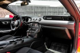 2018 Ford Mustang - Image 18