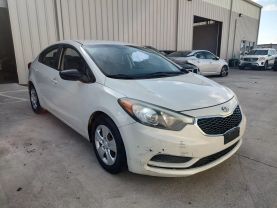 2015 KIA FORTE SEDAN 4-CYL, 1.8 LITER LX SEDAN 4D