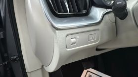 2019 VOLVO XC60