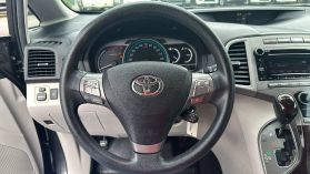 2012 Toyota Venza - Image 24