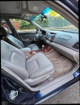 2005 TOYOTA CAMRY XLE SEDAN 4D