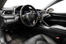 2020 Toyota Camry - Image 3