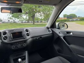 2017 VOLKSWAGEN TIGUAN LIMITED SUV 4-CYL, TURBO, 2.0 LITER 2.0T 4MOTION SPORT UTILITY 4D