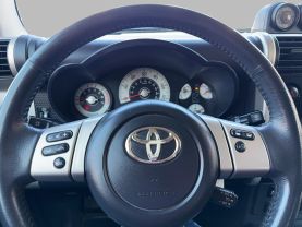 2012 TOYOTA FJ CRUISER SUV V6, 4.0 LITER SPORT UTILITY 2D