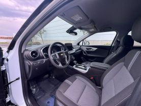 2025 Chevrolet Blazer - Image 21