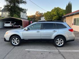2013 SUBARU OUTBACK
