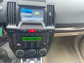2011 LAND ROVER LR2