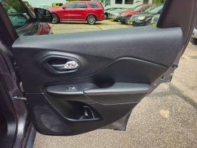 2020 JEEP CHEROKEE SUV V6, 3.2 LITER TRAILHAWK SPORT UTILITY 4D