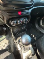 2015 JEEP RENEGADE SUV 4-CYL, MULTIAIR, 1.4T LATITUDE SPORT UTILITY 4D