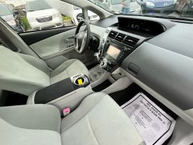 2012 TOYOTA PRIUS V