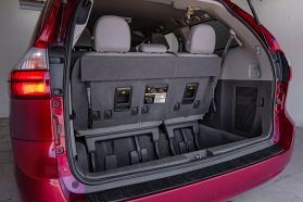 2020 TOYOTA SIENNA VAN V6, 3.5 LITER XLE MINIVAN 4D