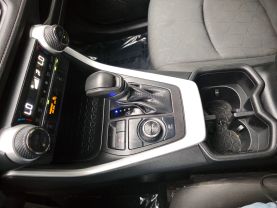 2022 TOYOTA RAV4 HYBRID SUV 4-CYL, HYBRID, 2.5 LITER XLE SPORT UTILITY 4D