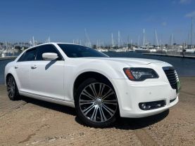 2013 CHRYSLER 300 SEDAN V6, 3.6 LITER 300S SEDAN 4D