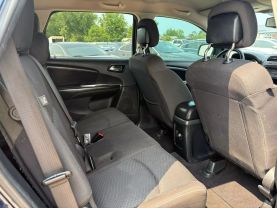 2017 DODGE JOURNEY SUV 4-CYL, 2.4 LITER CROSSROAD SPORT UTILITY 4D