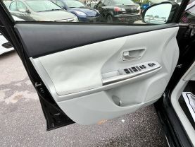 2012 TOYOTA PRIUS V