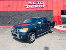 2015 NISSAN TITAN CREW CAB PICKUP V8, 5.6 LITER SV PICKUP 4D 5 1/2 FT