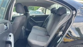 2015 Volkswagen Jetta - Image 16