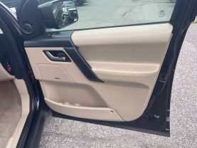 2011 LAND ROVER LR2