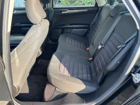 2017 FORD FUSION SEDAN 4-CYL, 2.5 LITER SE SEDAN 4D