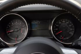2015 Ford Mustang - Image 23