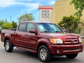 2004 TOYOTA TUNDRA DOUBLE CAB PICKUP V8, 4.7 LITER LIMITED PICKUP 4D 6 1/2 FT
