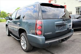 2007 GMC YUKON SUV V8, 6.2 LITER DENALI SPORT UTILITY 4D