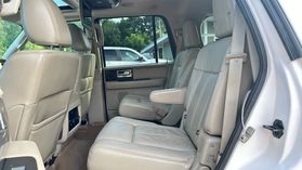 2016 Lincoln Navigator - Image 20