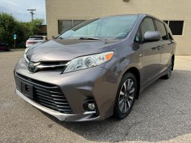 2019 TOYOTA SIENNA VAN V6, 3.5 LITER LE MINIVAN 4D